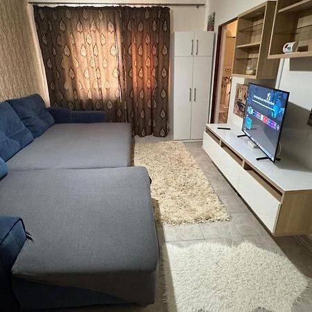 Giurgiu Garsoniera 아파트 외부 사진